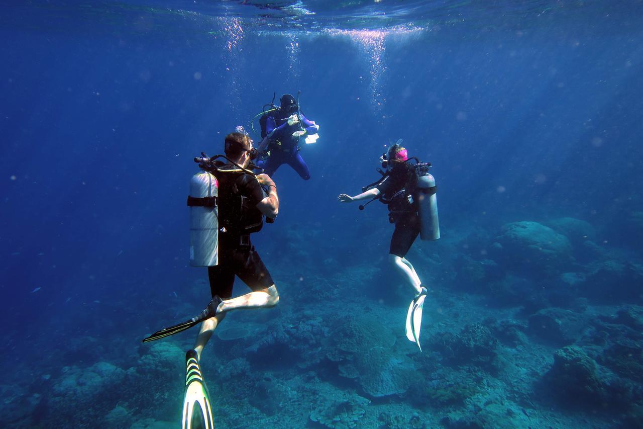 Quiver Dive Team Perhentian Dorm Pulau Perhentian Kecil ภายนอก รูปภาพ